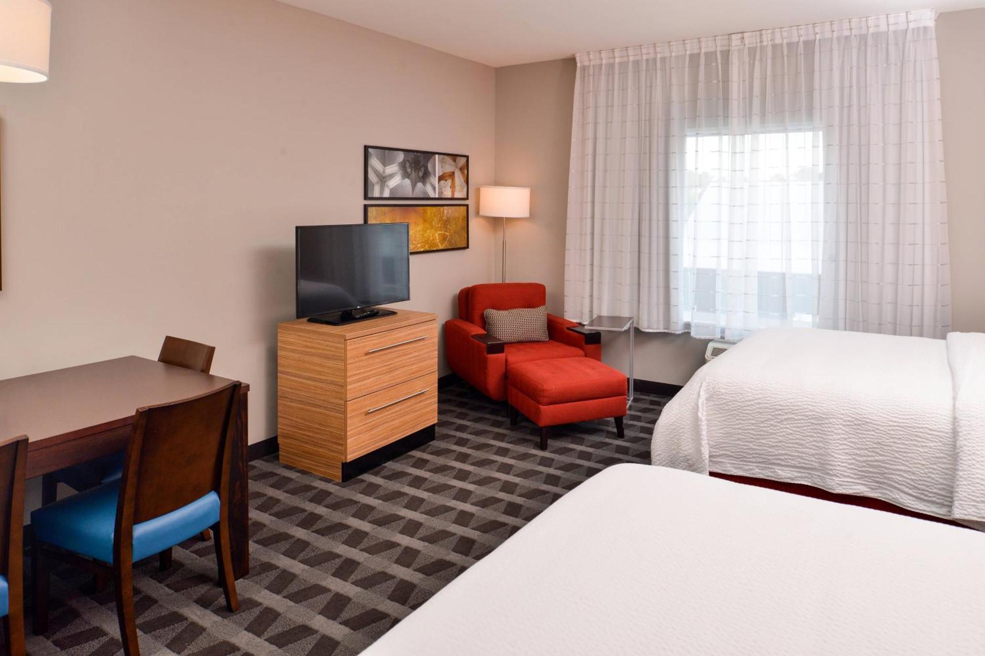 Towneplace Suites By Marriott Laplace Bagian luar foto