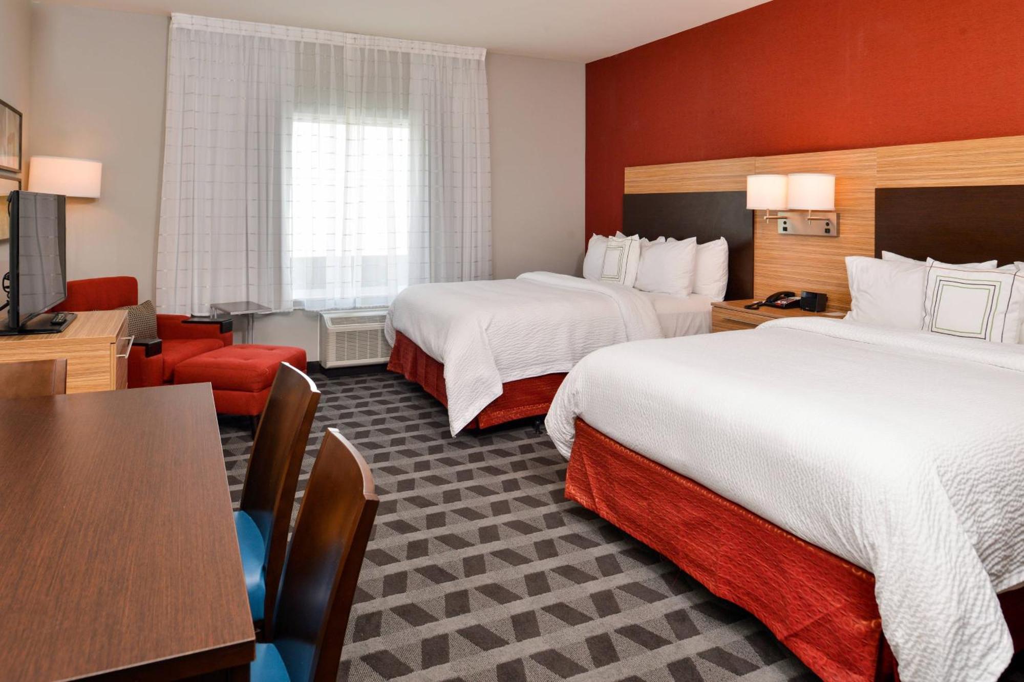 Towneplace Suites By Marriott Laplace Bagian luar foto