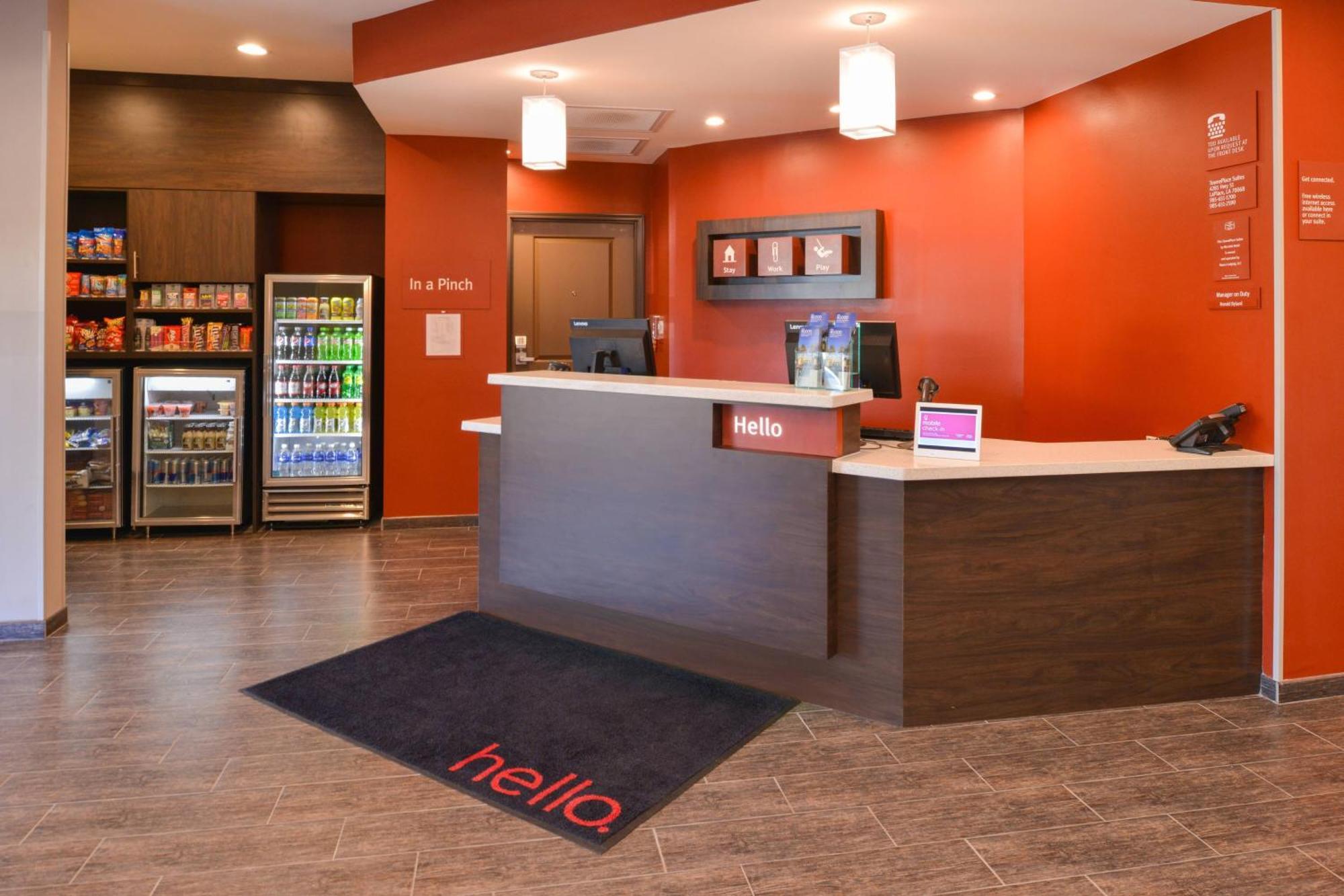 Towneplace Suites By Marriott Laplace Bagian luar foto